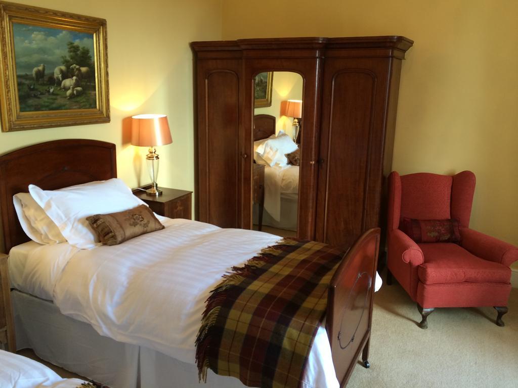 College Hill House Bed & Breakfast Slane Room photo